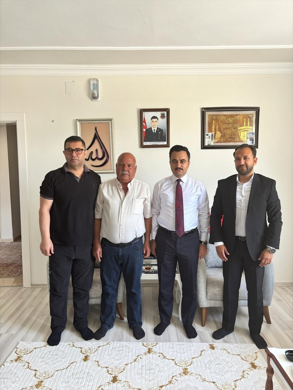 Nurdağı Kaymakamı Şehit Babasını Ziyaret Etti