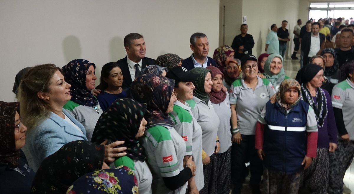 Özgür Özel: Partimizi geri almak için mücadele ediyoruz