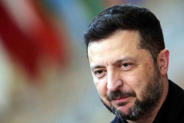 Polonya, Zelenskiy’nin Nişanını Geri Aldı