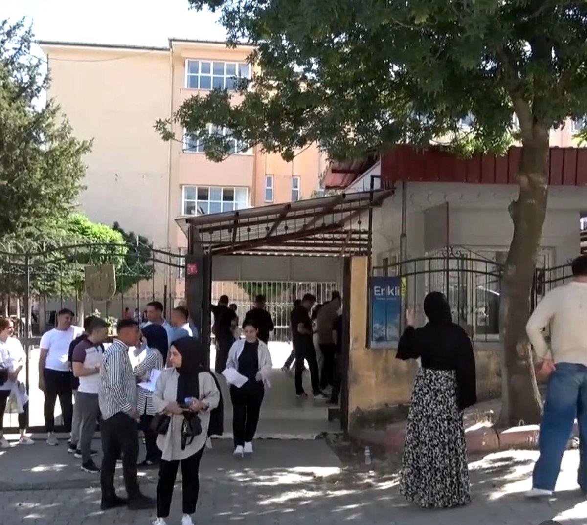 Siirt\'te YKS TYT Sınavı Sorunsuz Tamamlandı