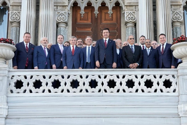 Siyaseti hareketlendiren fotoğraf soruldu: Abdullah Gül’e veto, Yavaş’a açık kapı