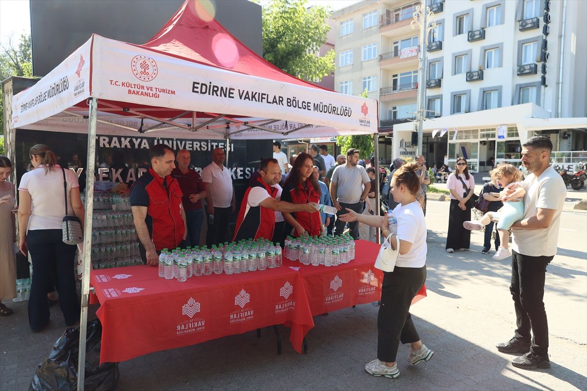 YKS\'de TYT Sınavı Heyecanı Başladı
