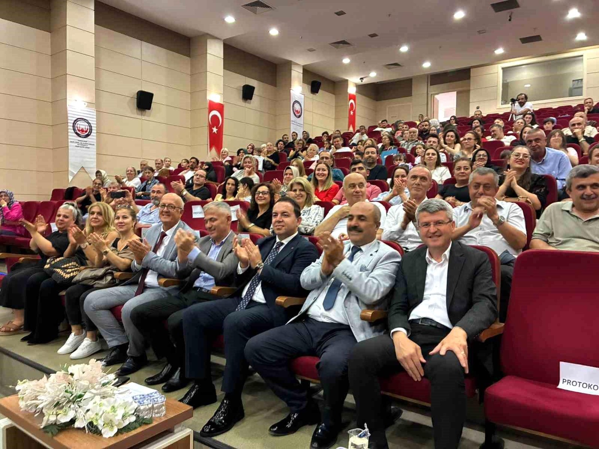 Zonguldak\'ta Öğrenciler ve Velilerden Koro