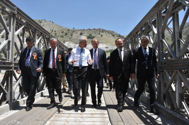 Hakkari'ye Dev Yatırım: Yeniköprü Tüneli ve Yollar Açıldı