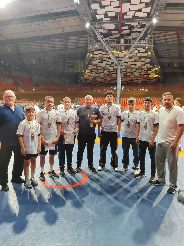 Edirne Spor Kulübü’nden Bulgaristan’da 6 Madalya