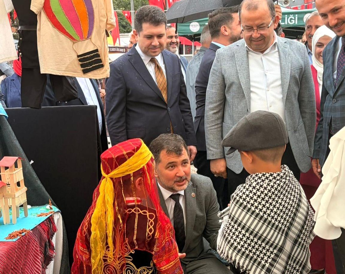 Gölyaka\'da Eğitim ve Kültür Şenliği Renkli Geçti