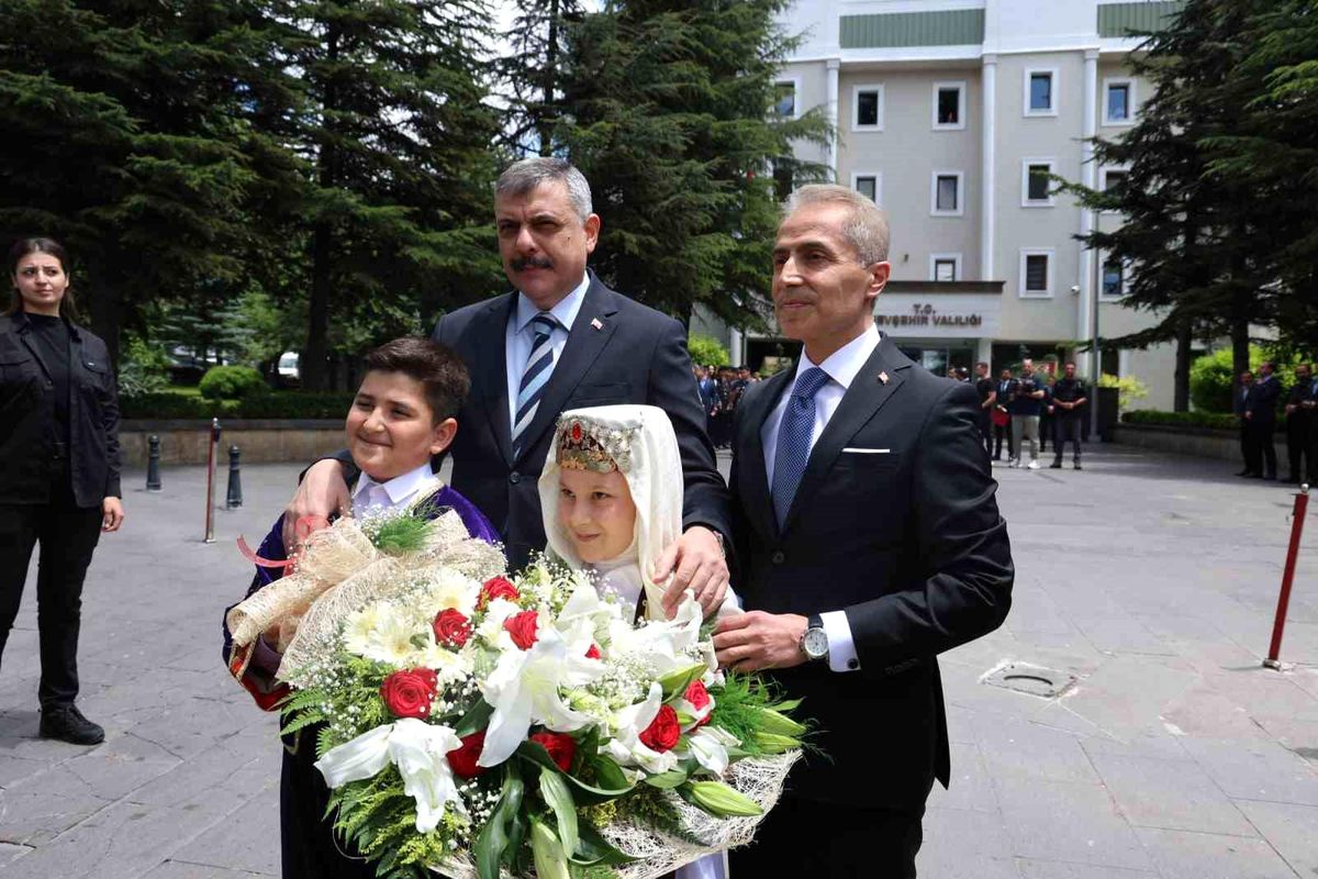 Bakan Çiftçi Nevşehir\'de