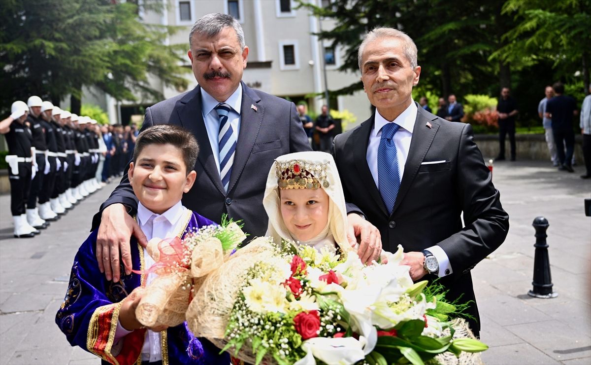 Bakan Çiftçi Nevşehir\'i Ziyaret Etti
