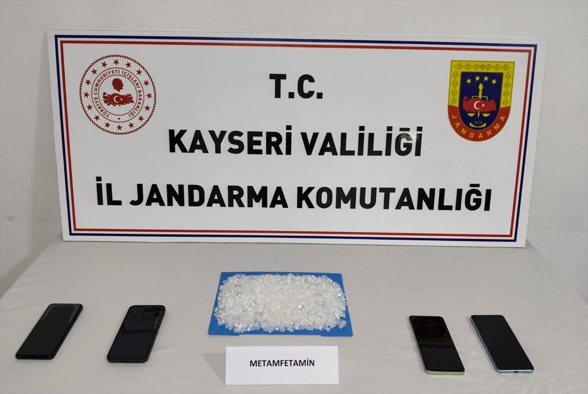Kayseri\'de Uyuşturucu Operasyonu: 4 Gözaltı