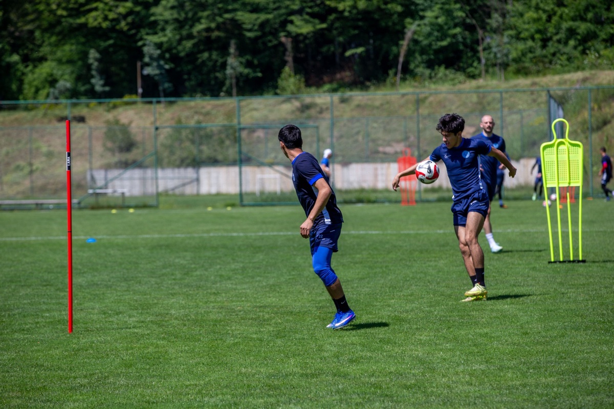 Navbahor Namangan Bolu\'da Kamp Yapıyor