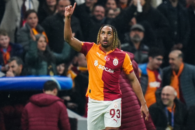 Sacha Boey'in hayalleri suya düştü! Galatasaray'dan karar