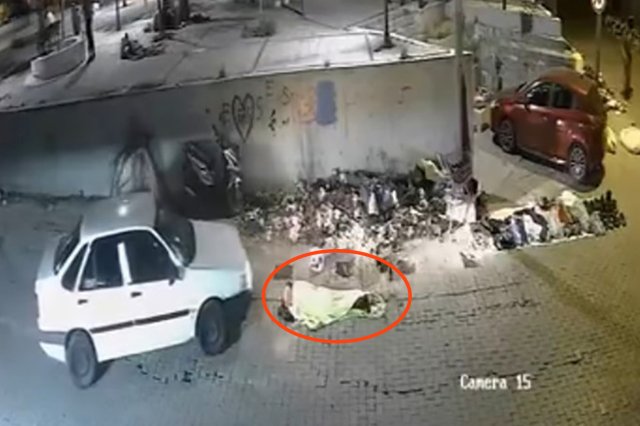 Uykusunda arabanın altında kaldı, hiç bir şey olmamış gibi ayağa kalktı