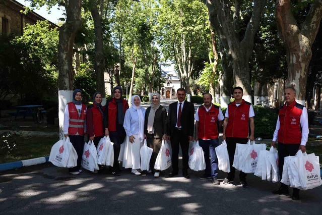 Darülaceze’ye Babalar Günü Ziyareti
