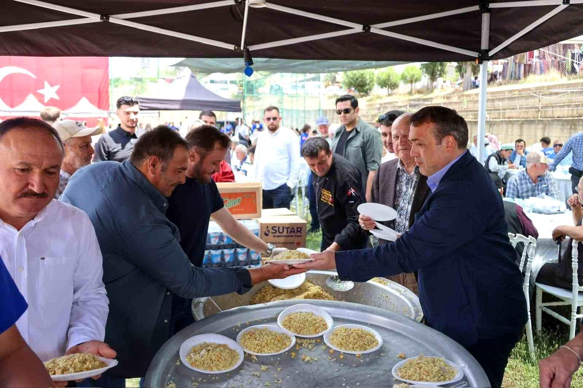Vali Sözer, Hıdırellez şenliklerinde vatandaşlarla buluştu