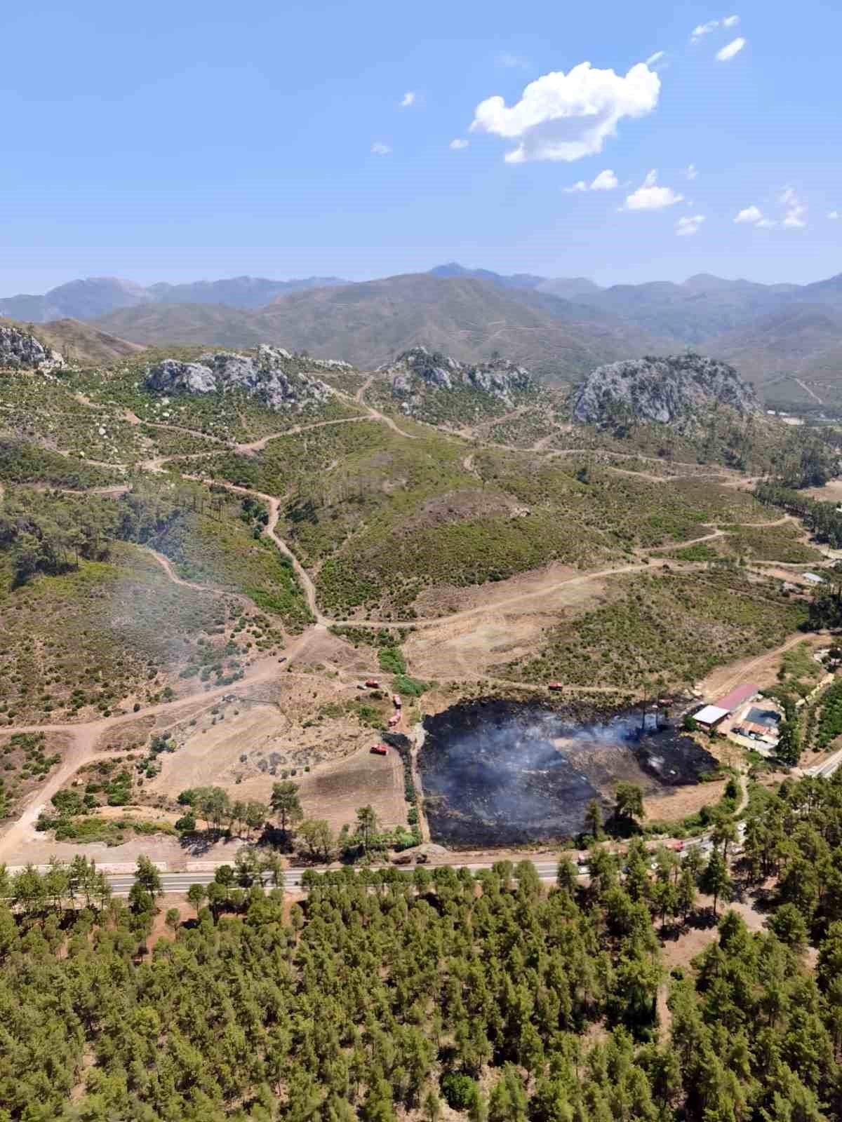 Marmaris\'te Yangın Kontrol Altına Alındı