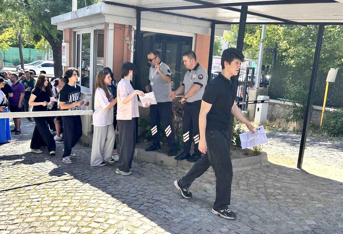 YDT Sınavı Başladı