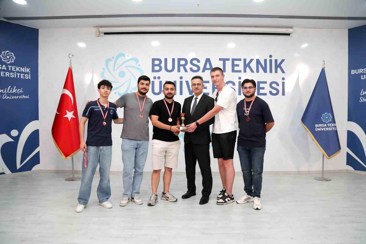 BTÜ\'de Gençlik Kupası Tamamlandı