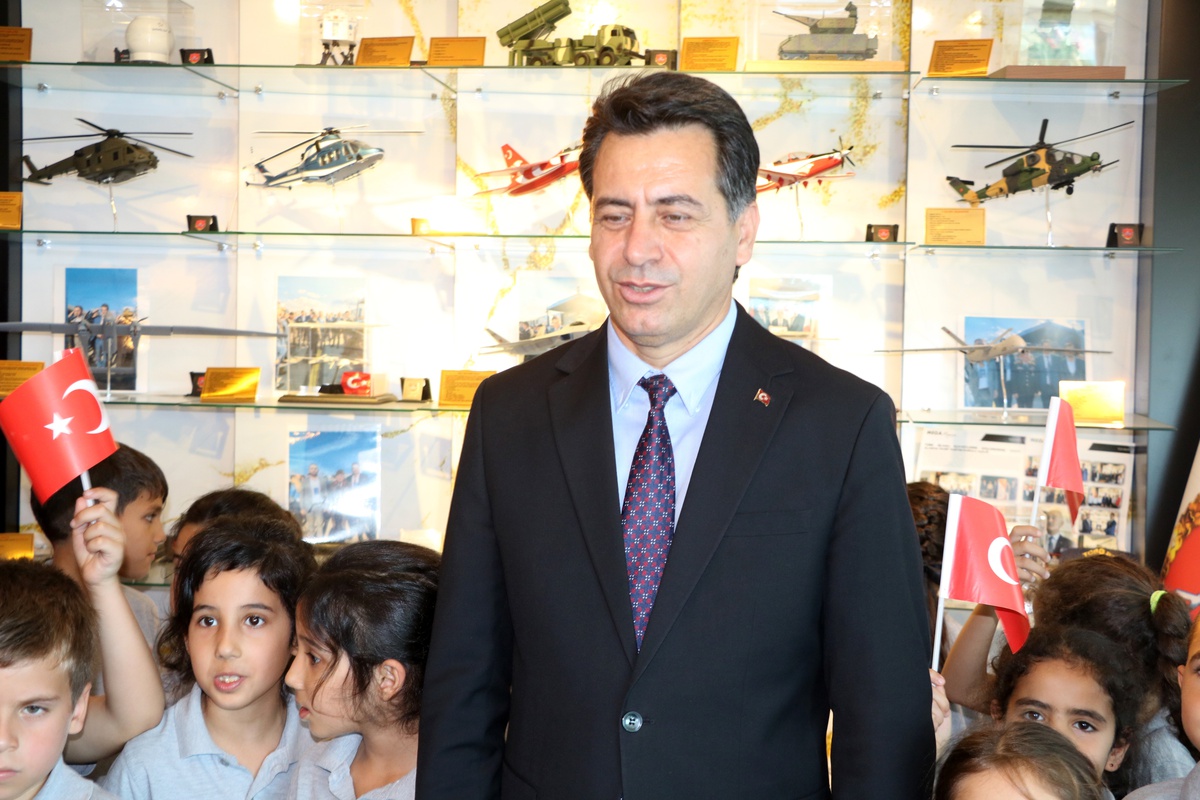Miniklerden Vatansever Bağış