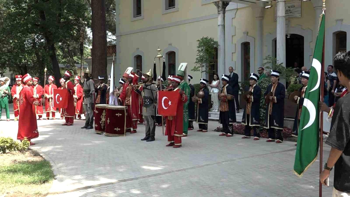 Öğrenciler Mehter Takımında Buluştu