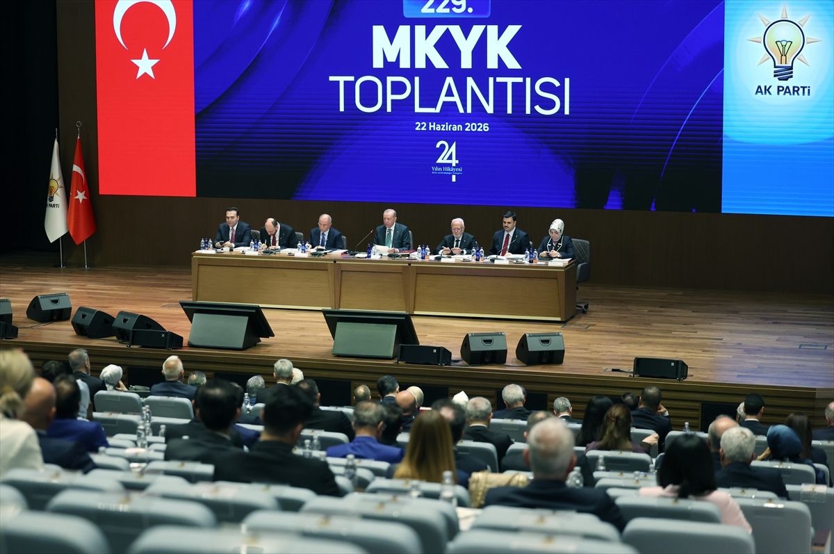AK Parti MKYK, Erdoğan başkanlığında toplandı