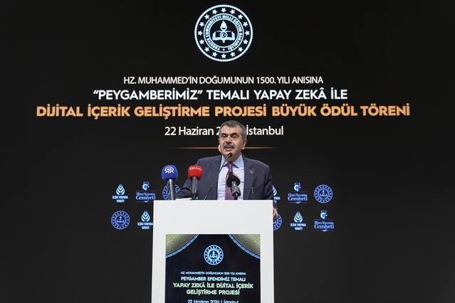 MEB yapay zeka destekli MEBİ uygulamasını başlattı
