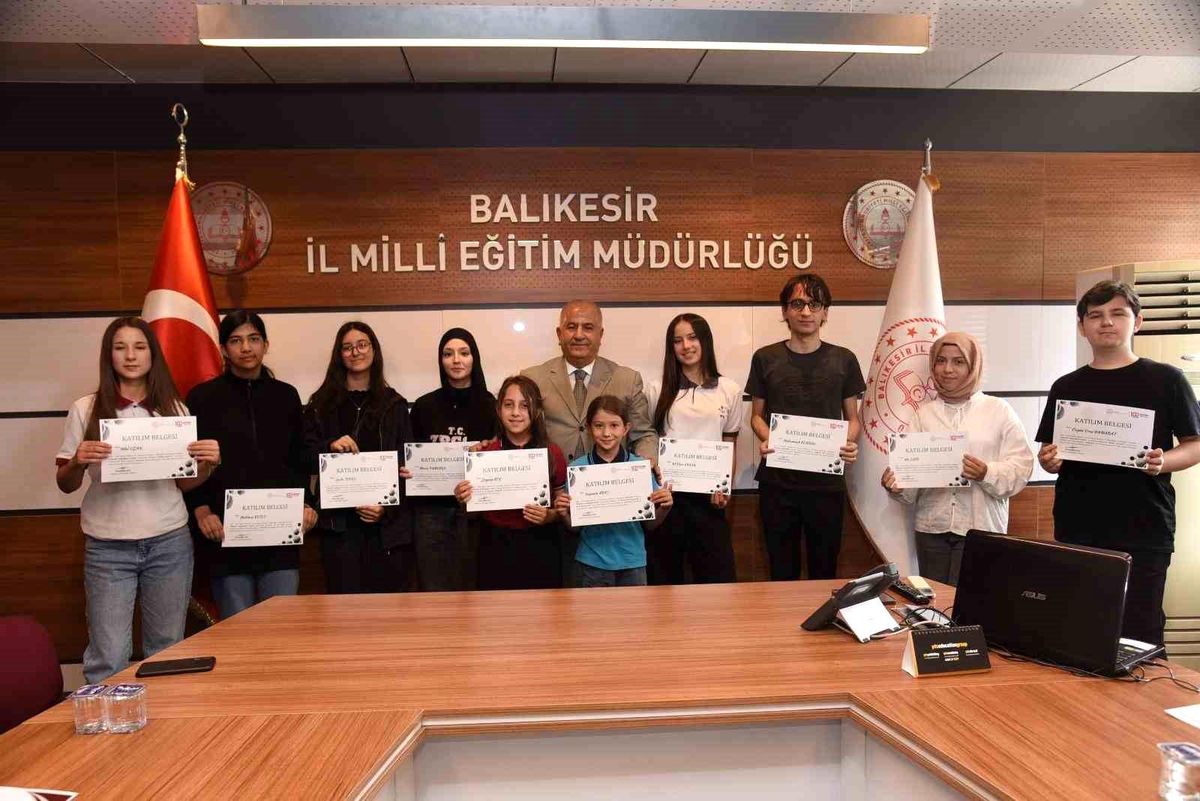 Türkçe Yarışmasında Başarı Ödülleri