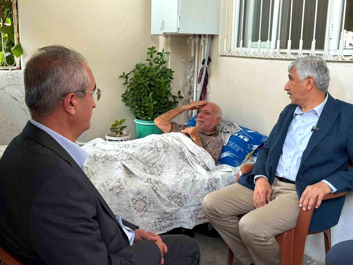 Başkan Hallaç\'tan Babalar Günü\'nde gönüllere dokunan ziyaretler