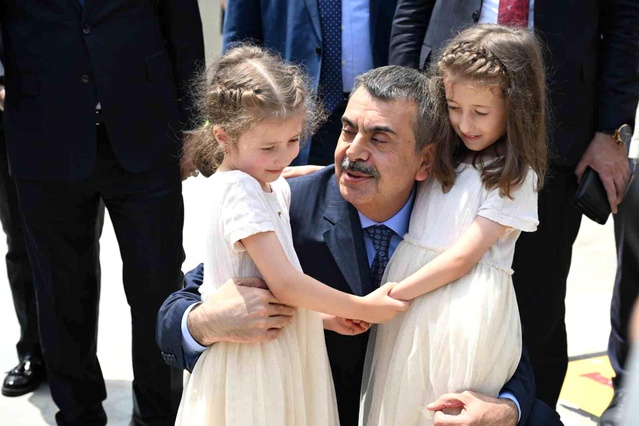 Denizli Eğitim Altyapısı Türkiye’yi Geçti