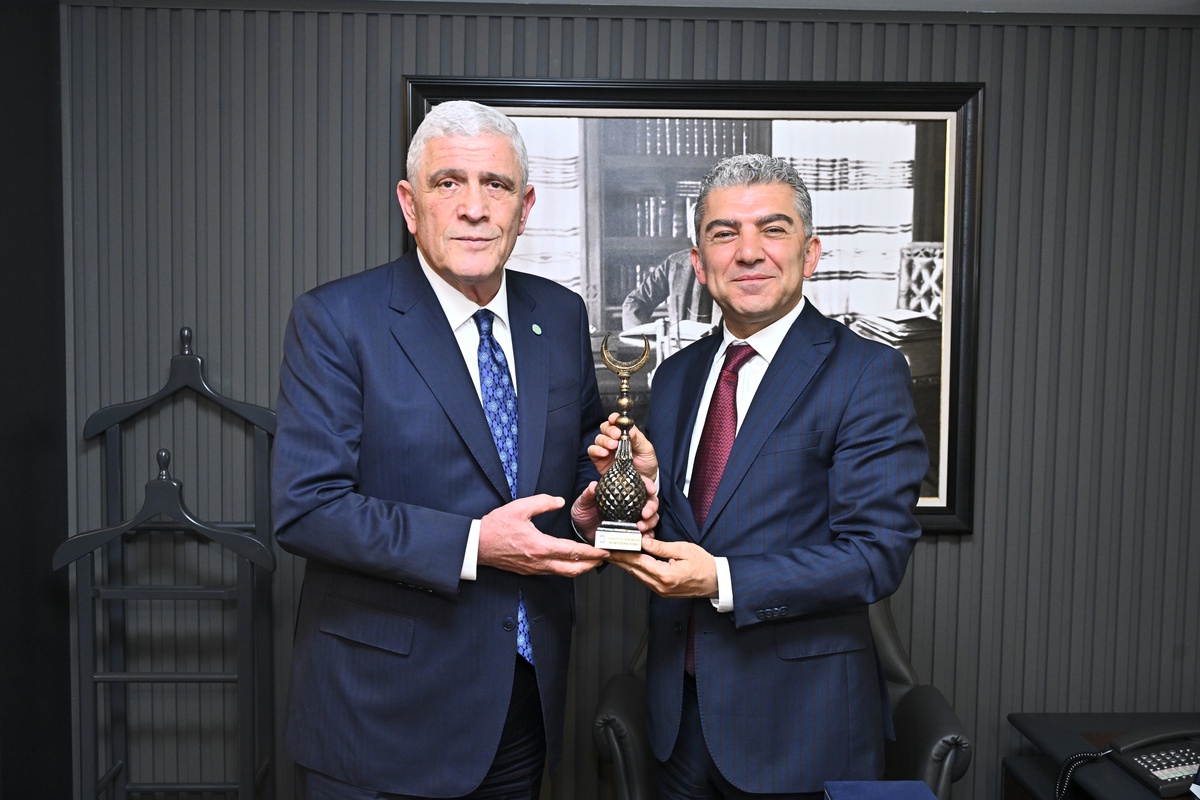 Dervişoğlu\'ndan Siyaset Vurgusu