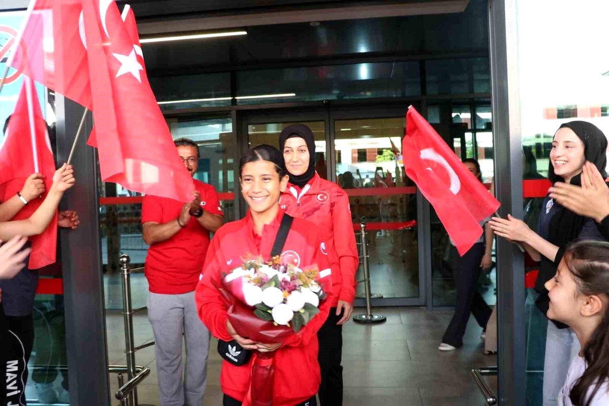 Ayşegül Açık, Dünya Şampiyonu Oldu!