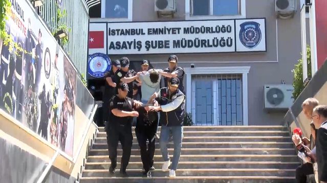 Erhan Karaal’ın ifadesi: İmamoğlu‘nun kasası olduğumu söyleyerek benden 300 kilo altın talep ettiler