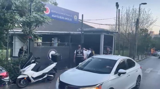 Ferdi Tayfur’un damadının mekanına şok baskın! Kadınlar yönlendirdi, restoran soydu