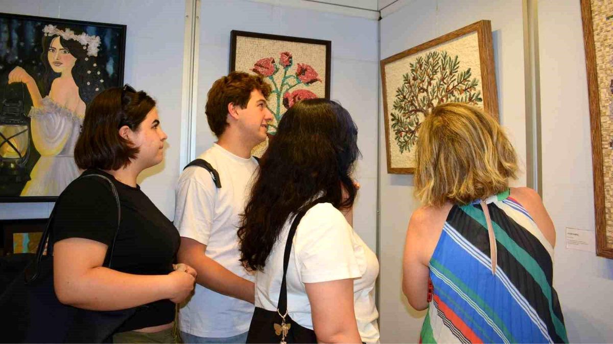 Zeytindalı Sanat Evi\'nden Karma Sergi