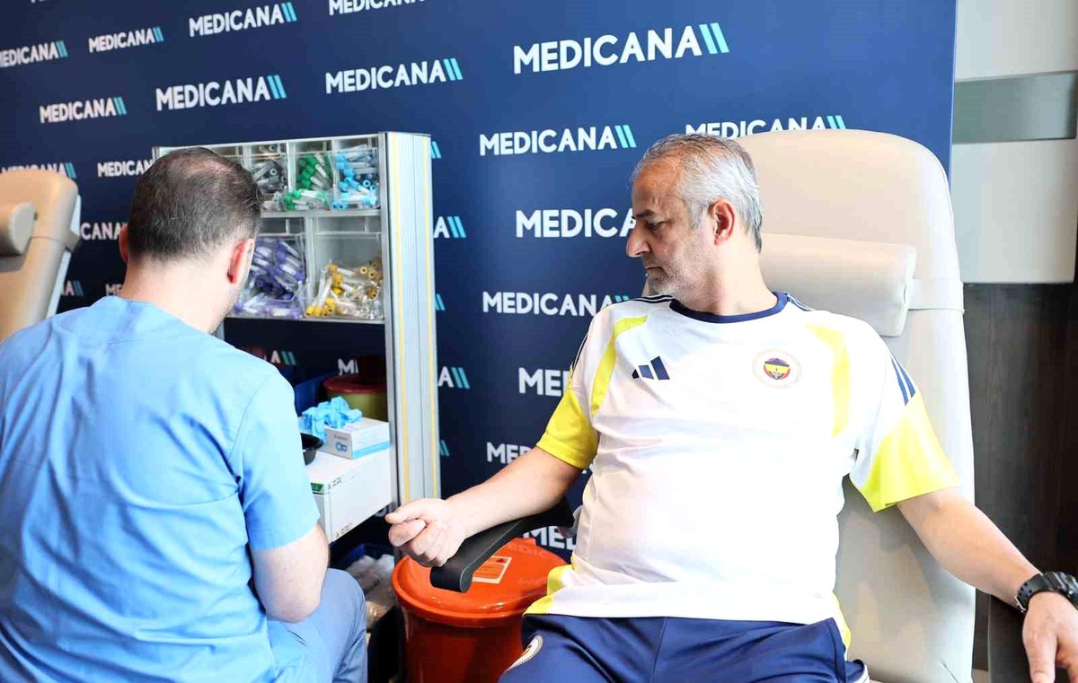 Fenerbahçe\'de Sağlık Kontrolleri Başladı
