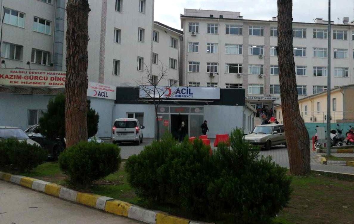 Manisa\'da silahlı kavga: 1 yaralı, 1 tutuklama