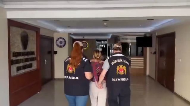 Başörtülü Kadınlara Hakaret Eden Şüpheli Tutuklama Talebiyle Sevk Edildi