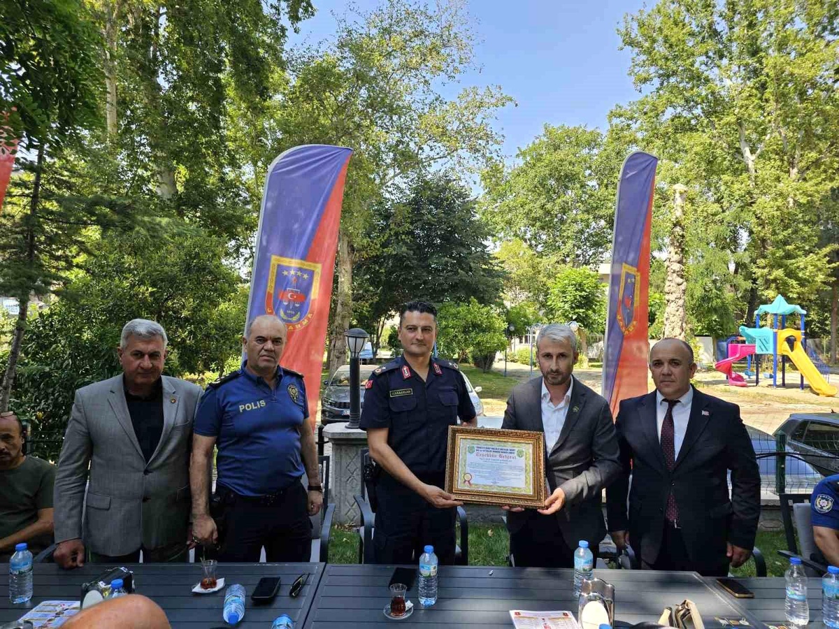 Komutana Şehit Ailelerinden Veda