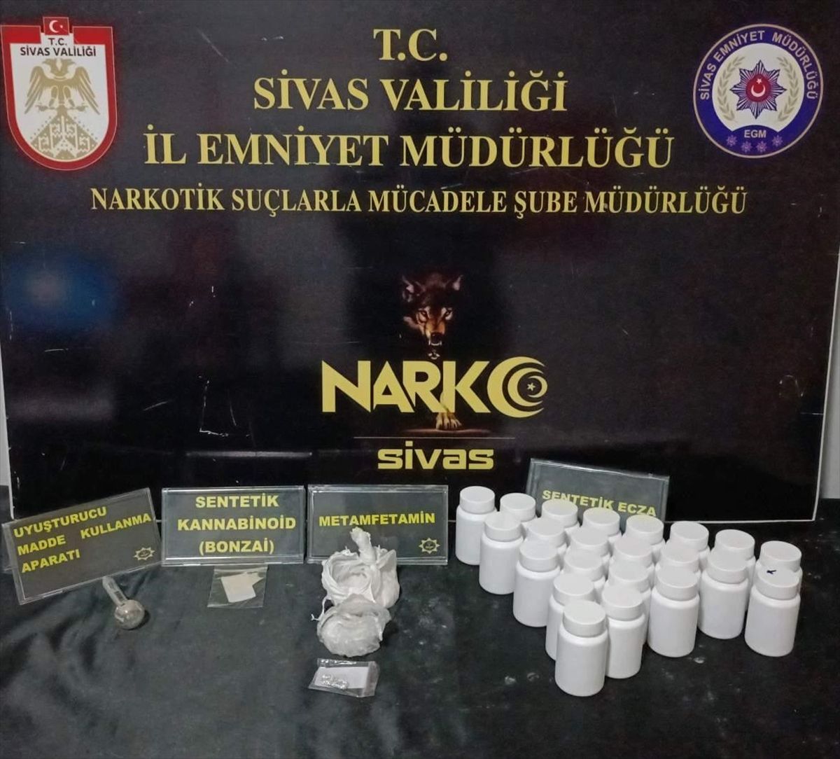 Sivas\'ta Uyuşturucu Operasyonu: 2 Tutuklama