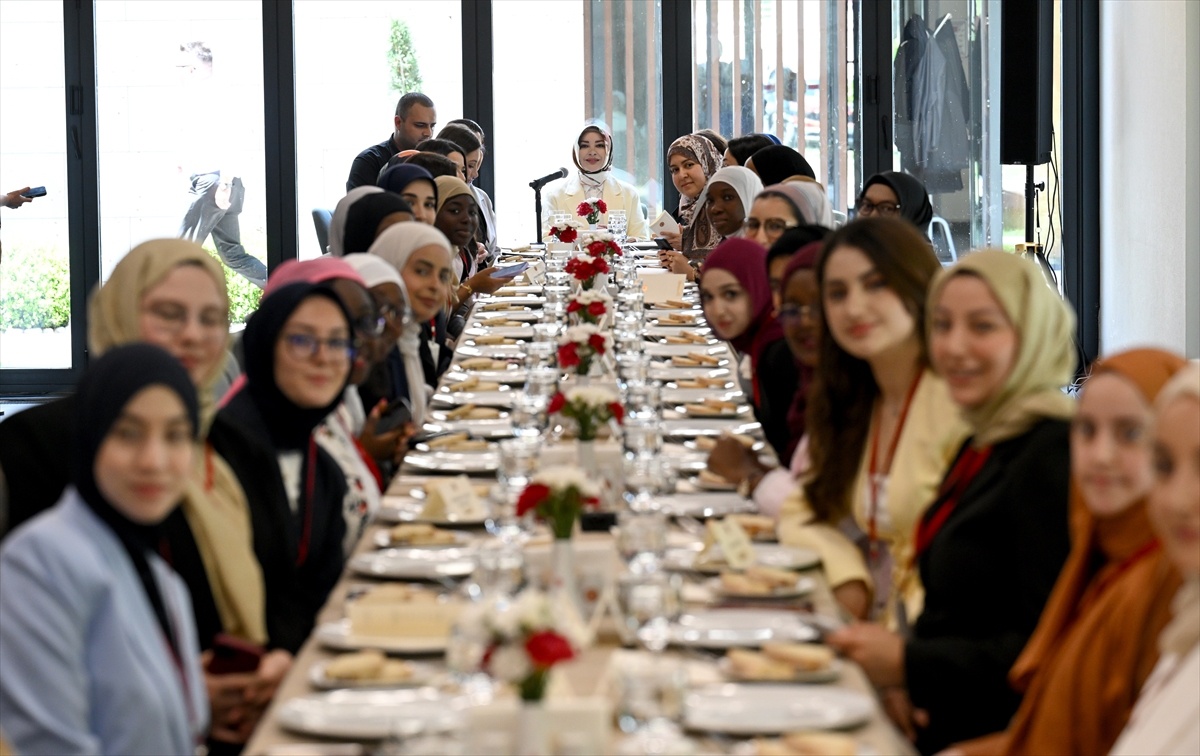 Genç Müslüman Kadınlar Liderlik Programı Toplantısı