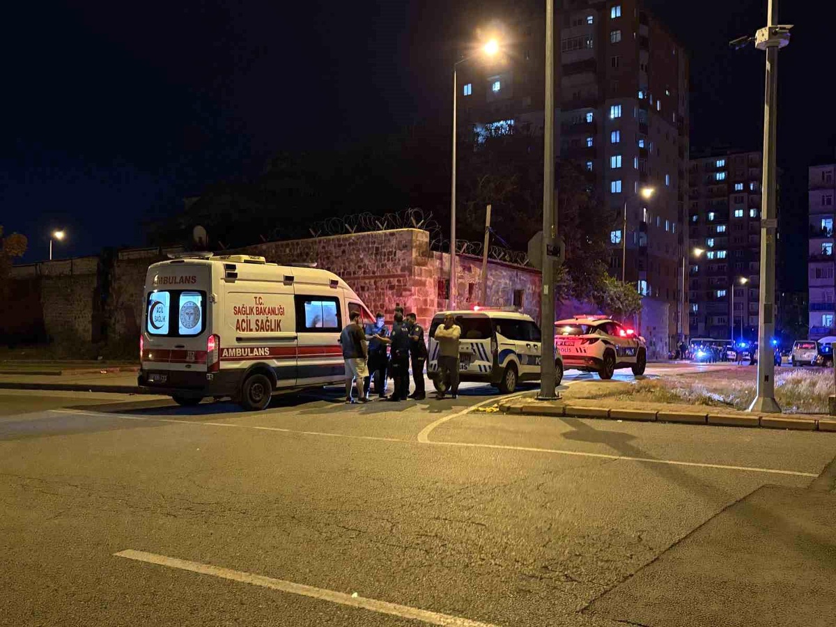 Kayseri\'de Torpil Patlatma Kavgası: 3 Yaralı