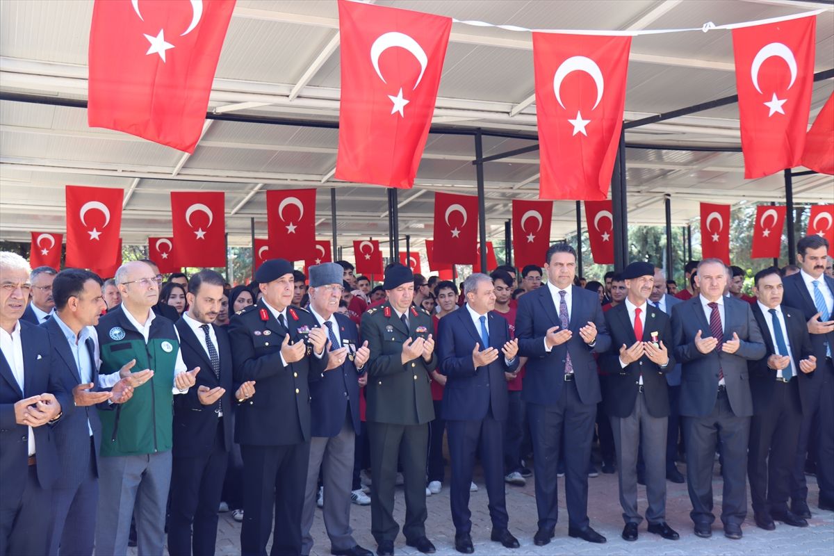 Urfa\'ya \'Şanlı\' ünvanının 42. yılı