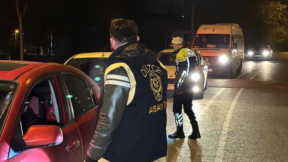 Düzce\'de Uyuşturucu Operasyonu: 6 Tutuklama