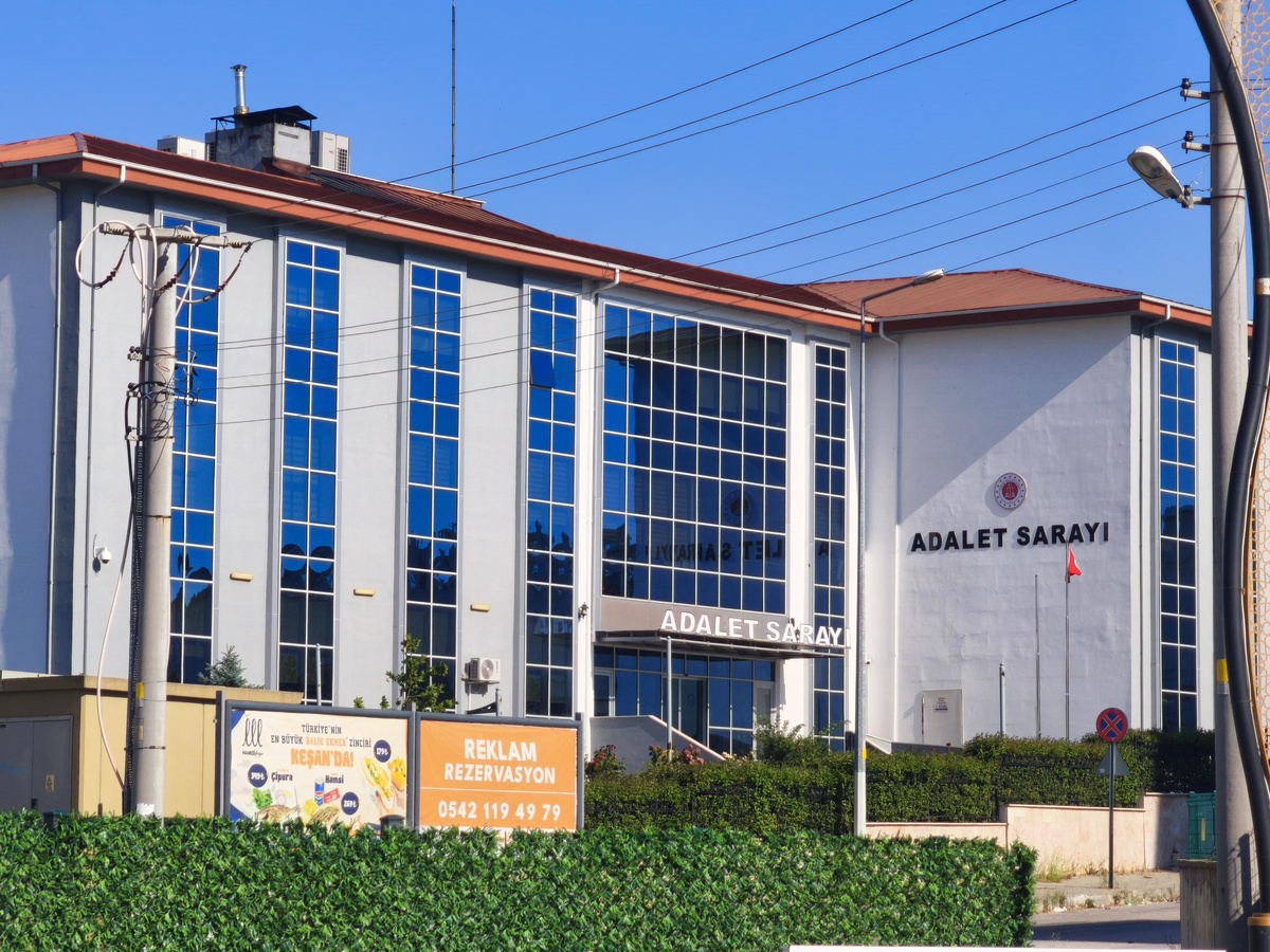 Keşan\'da FETÖ Şüphelileri Yakalandı