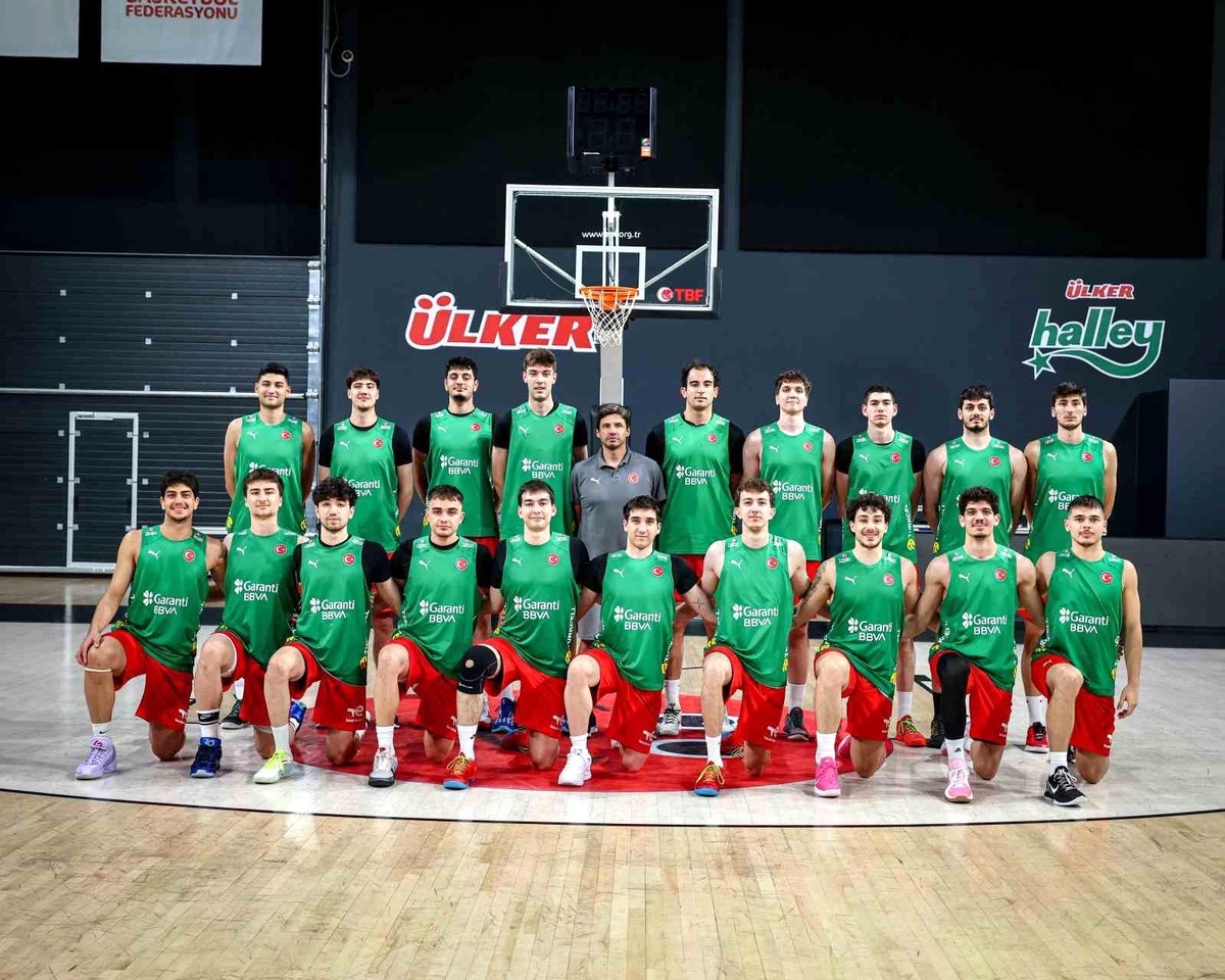 Ümit Erkek Milli Takımı, Şampiyona Hazırlıklarını sürdürüyor
