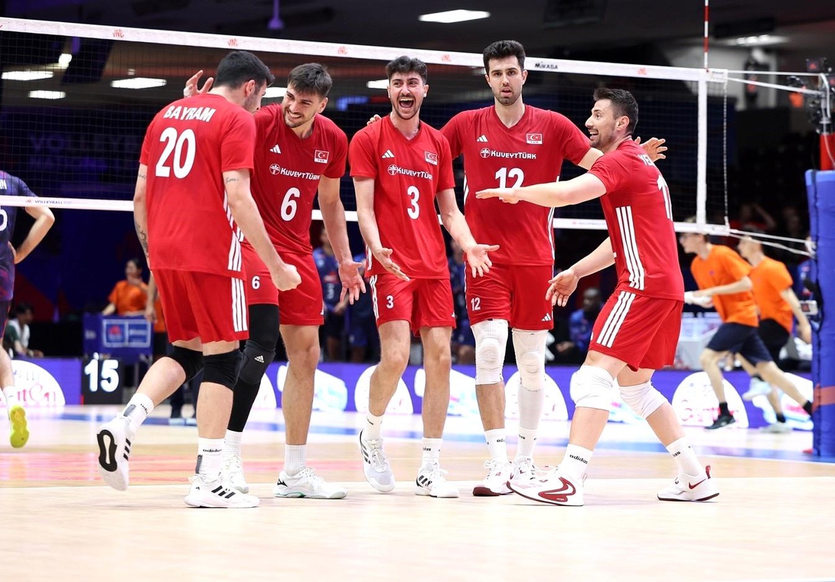 A Milli Voleybol Takımı\'nın VNL Maç Programı