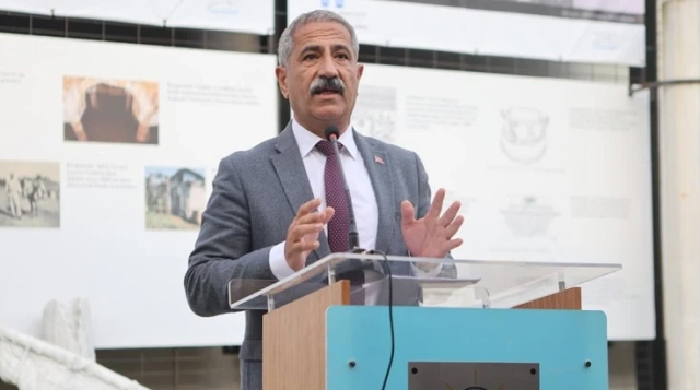 <a class='keyword-sd' href='/adalar-belediyesi/' title='Adalar Belediyesi'>Adalar Belediyesi</a>'ne rüşvet operasyonu! Başkan dahil 35 kişi tutuklandı