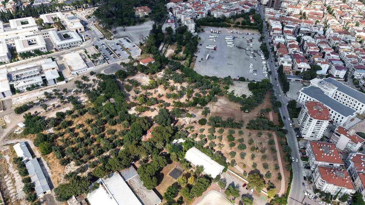 Aliberti Köşkü kent parkına dönüşüyor