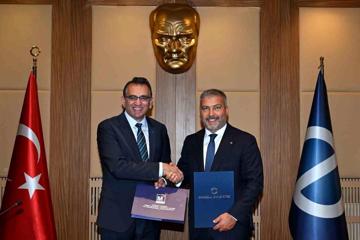 Anadolu Üniversitesi ve ESMMMO\'dan Staj Protokolü
