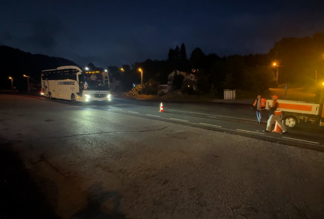 Bolu Dağı'nda Askeri Tır Devrildi