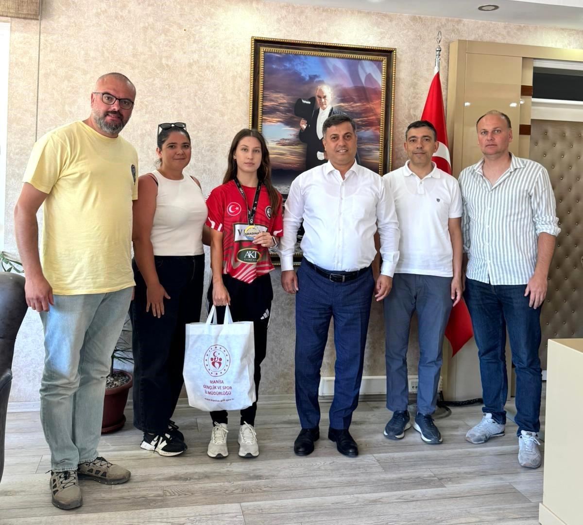 Nazife Tuncel Gümüş Madalya Kazandı